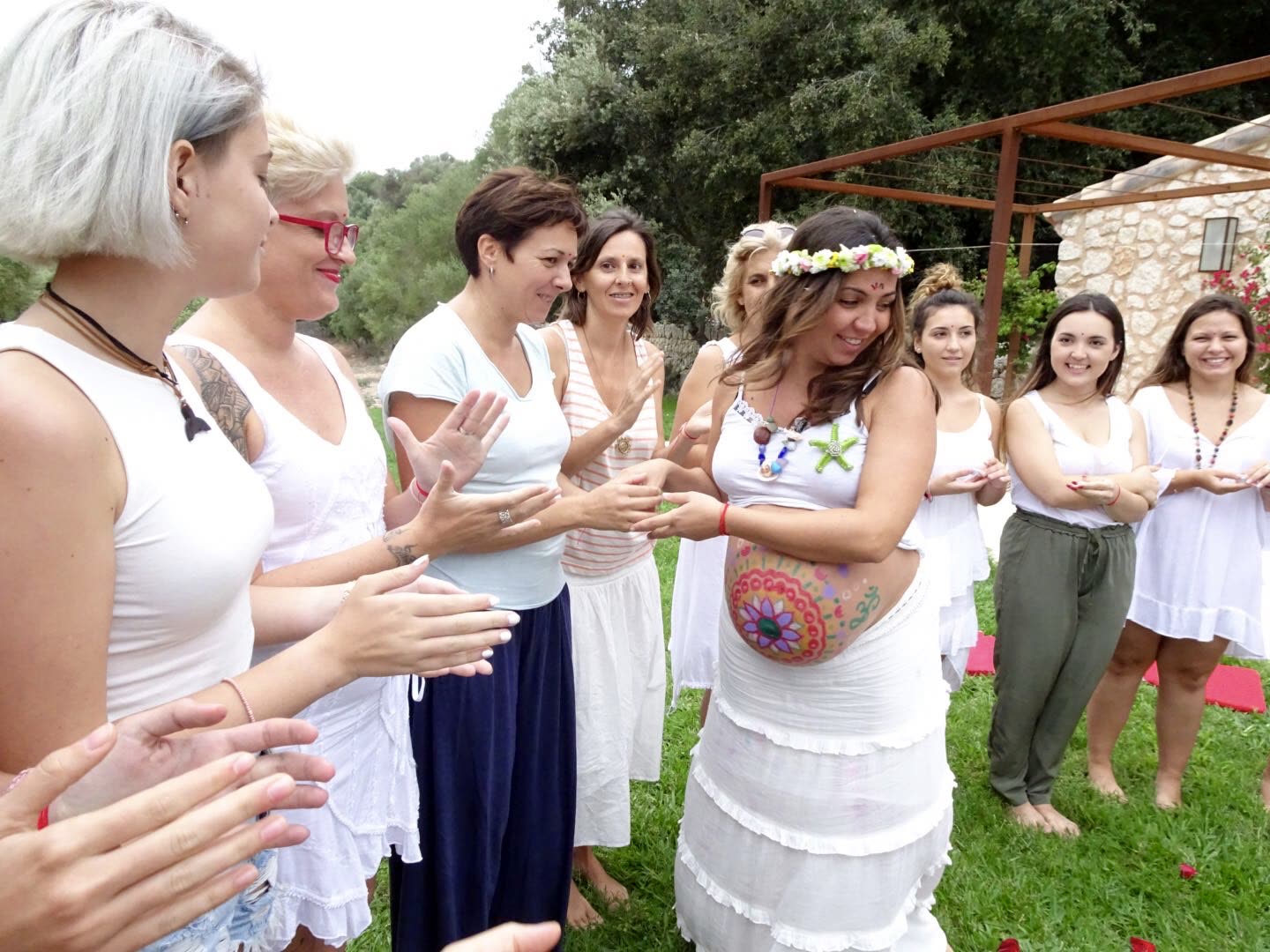 Ceremonia de Maternidad · Más que una fiesta ¨Blessingway¨